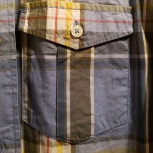 Old Navy Shirts - Men's Old Navy top Old Navy Shirts - Men's Old Navy top